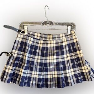 Navy/cream plaid pleated skirt